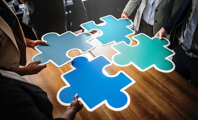 5 internal communications myths debunked